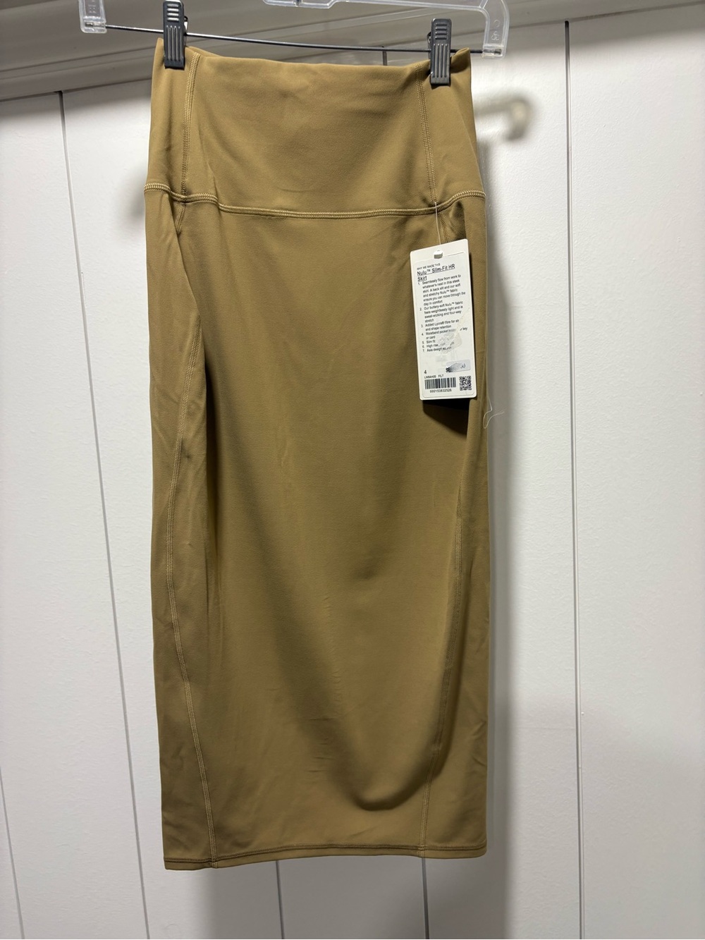 Lululemon Nulu Slim Fit High Rise Skirt Womens Size 4 Neutral Athletic Stretch